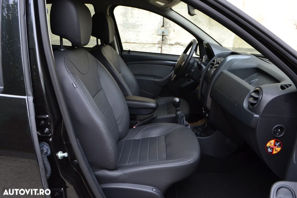 Dacia Duster TCe 125 4x4 Blackshadow - 8