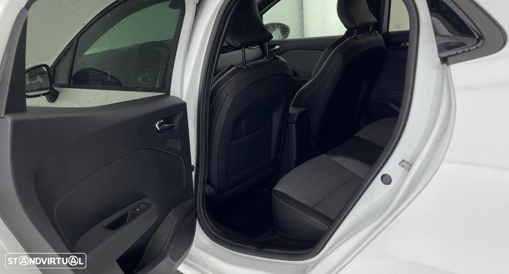 Renault Clio 1.0 TCe Techno - 6