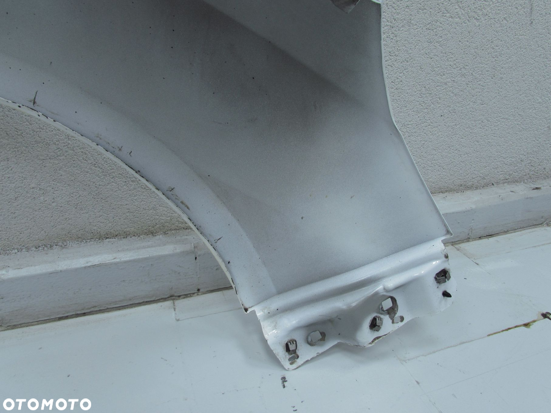 FORD GALAXY MK4 15-19 BLOTNIK PRZOD LEWY FROZEN WHITE H7 - 9