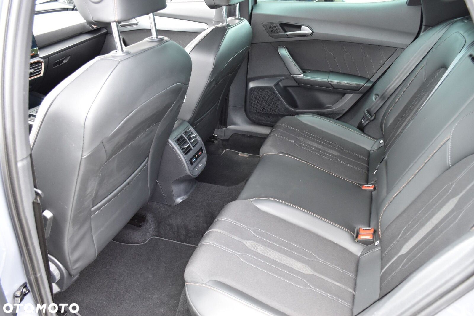 Cupra Formentor 1.5 TSI DSG - 36