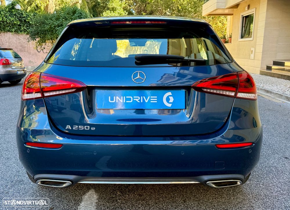 Mercedes-Benz A 250 e Progressive - 7
