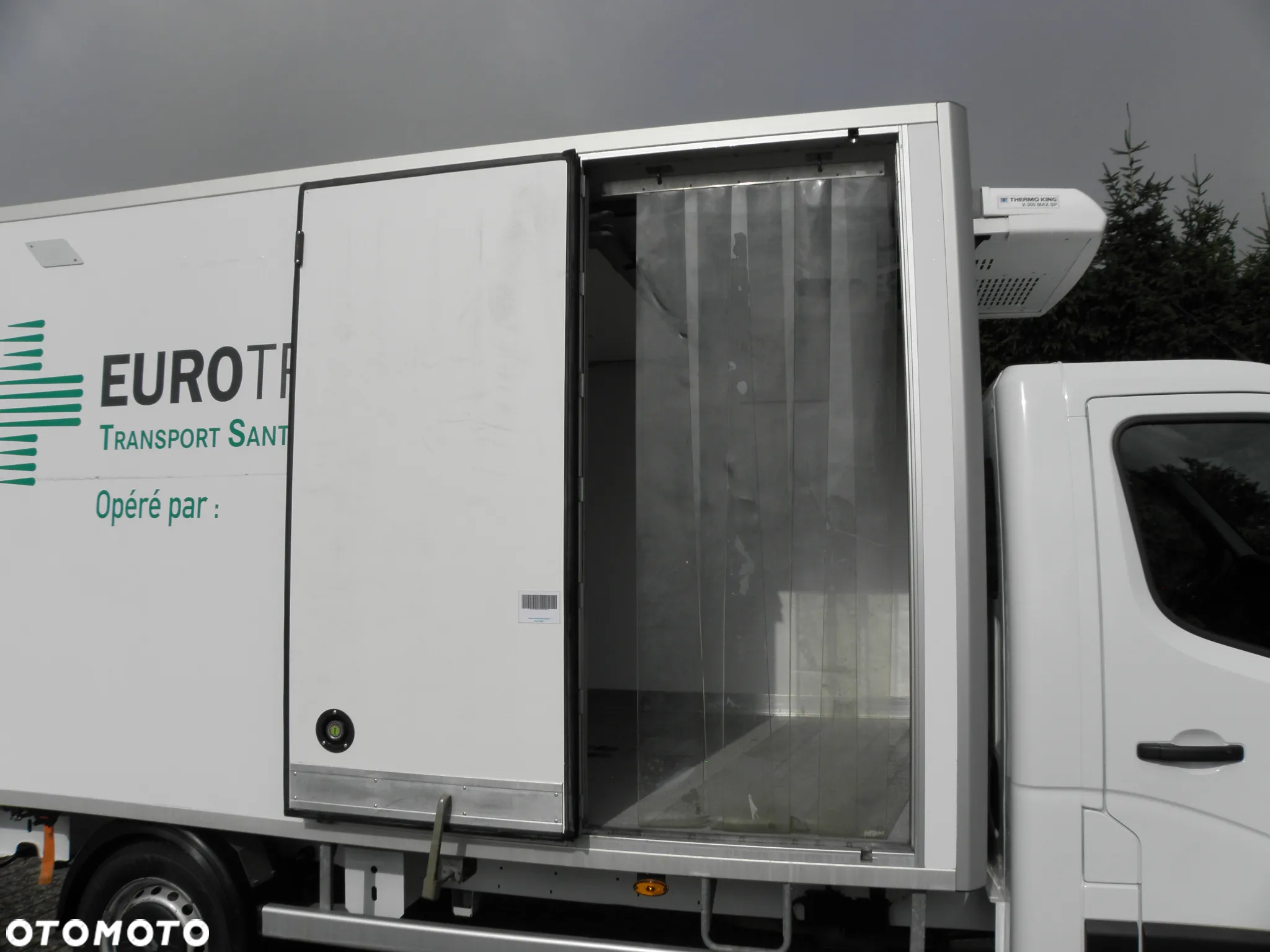 Renault Master CHŁODNIA DO LEKÓW REGULOWANA ŚCIANA - 8