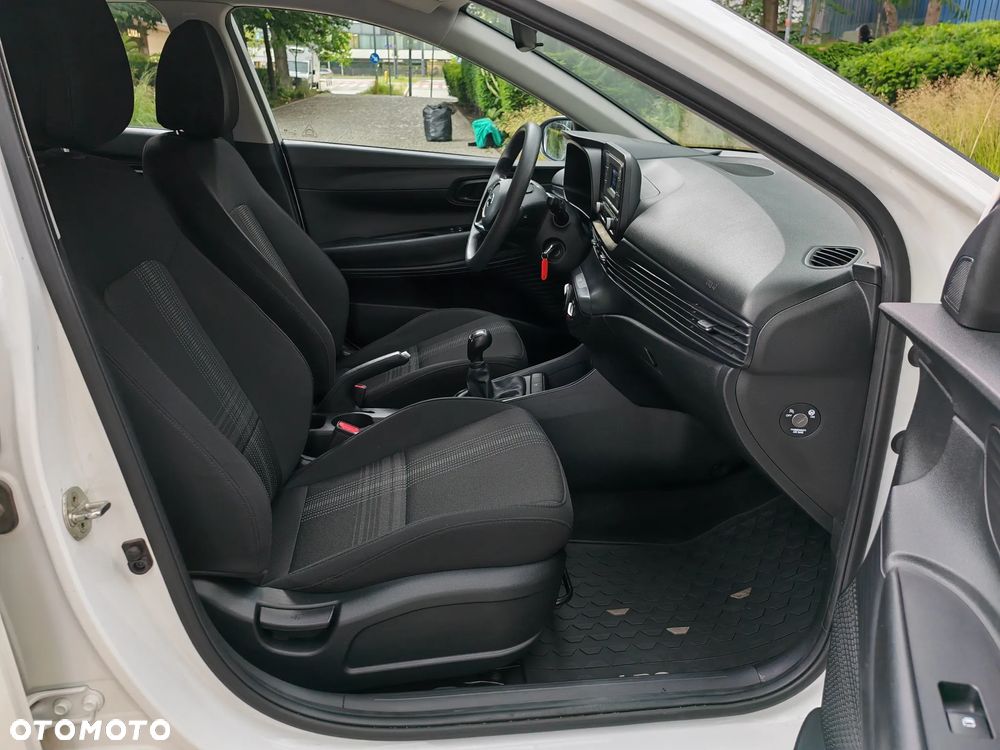 Hyundai i20 1.2 Pure - 14