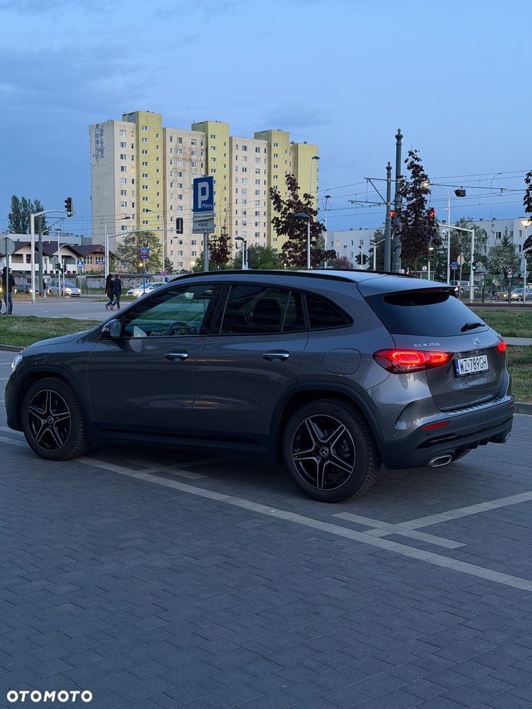 Mercedes-Benz GLA 200 4-Matic Progressive - 8