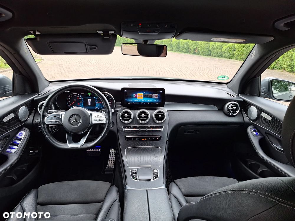 Mercedes-Benz GLC 200 4Matic 9G-TRONIC AMG Line - 11
