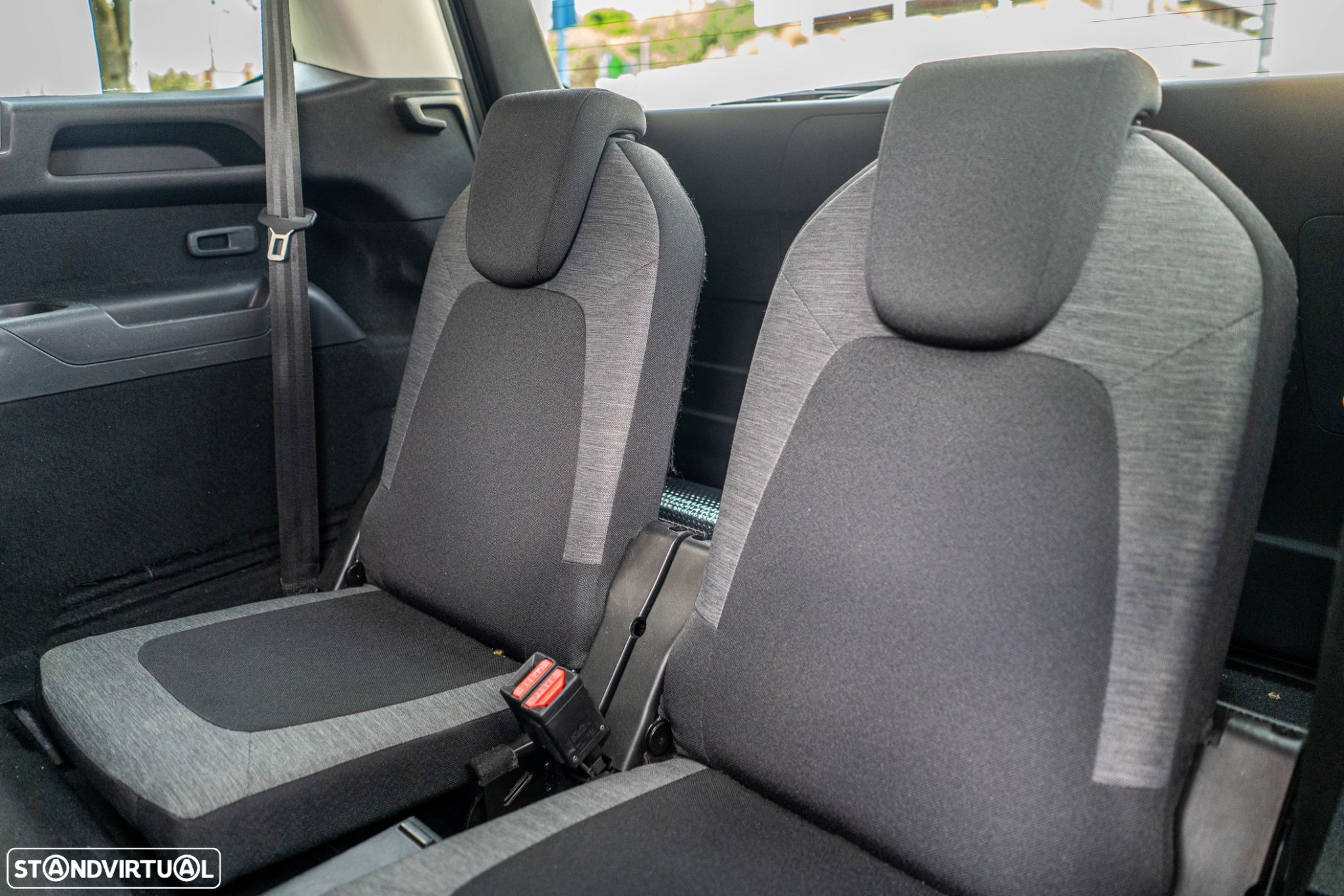 Citroën Grand C4 Spacetourer 1.2 PureTech Feel - 32