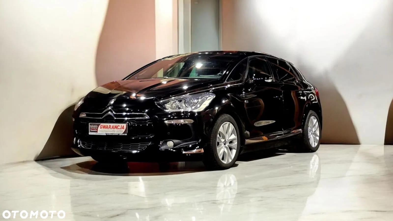 Citroën DS5 2.0 HDi Hybrid4 SoChic MCP - 26