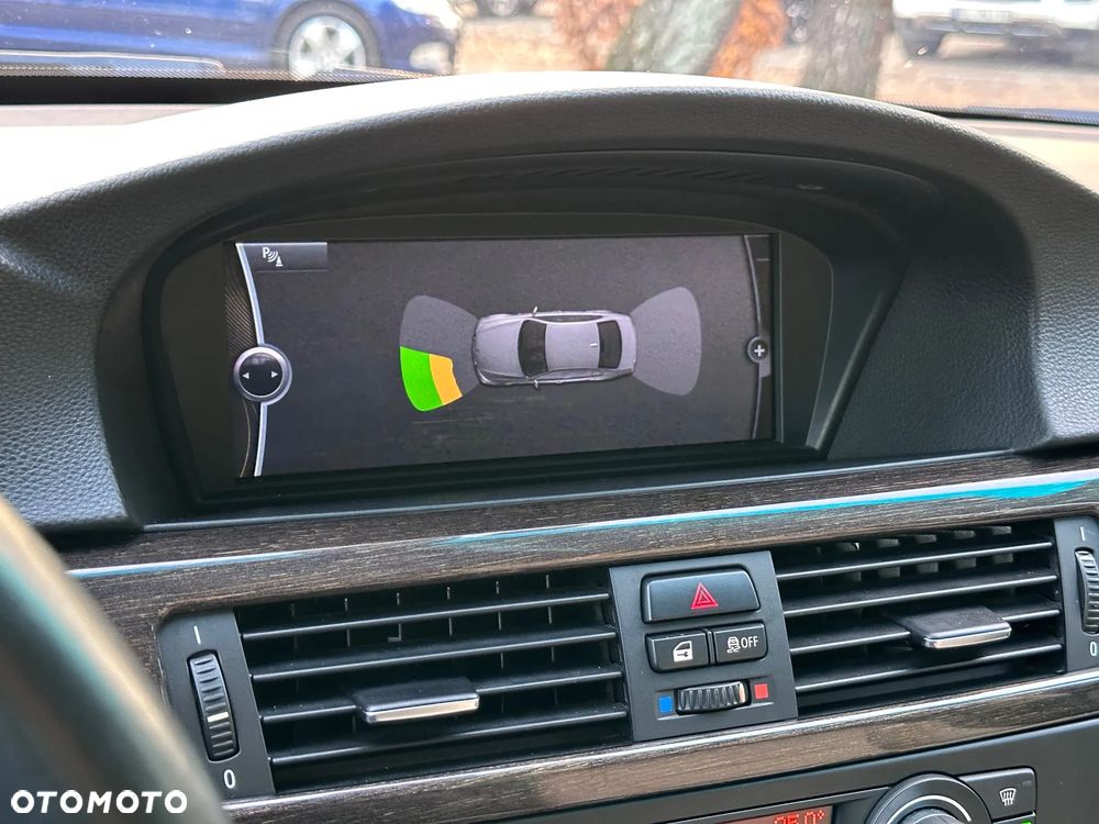 BMW Seria 3 330d xDrive DPF Edition Exclusive - 22