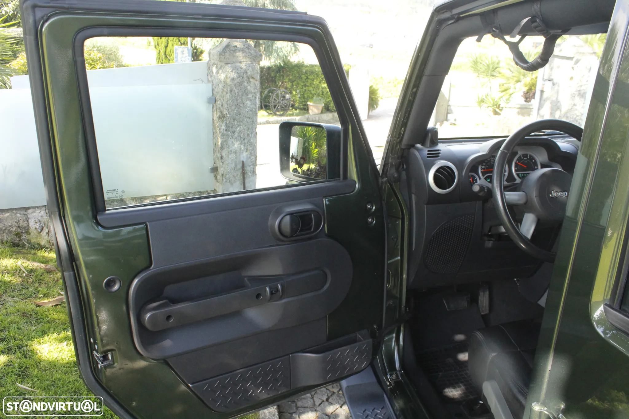 Jeep Wrangler Unlimited 2.8 CRD ATX Sahara - 10