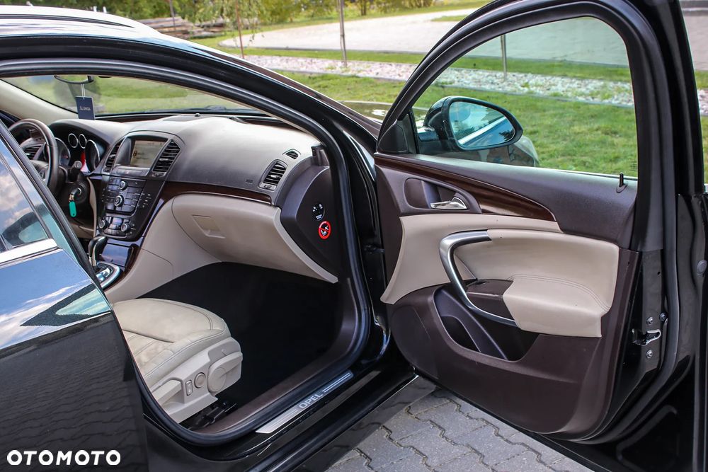 Opel Insignia 2.0 CDTI Cosmo - 17