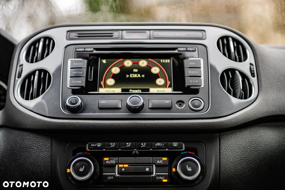 Volkswagen Tiguan 2.0 TDI 4Mot Perfectline R-Style DSG - 11