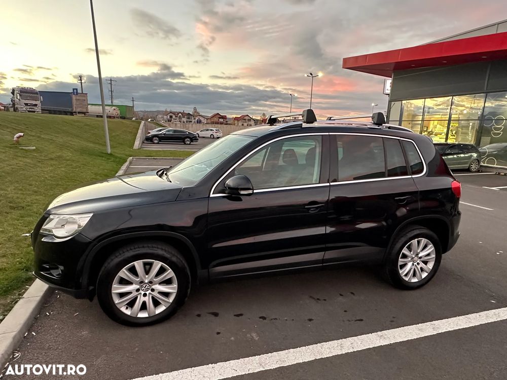 Volkswagen Tiguan - 23