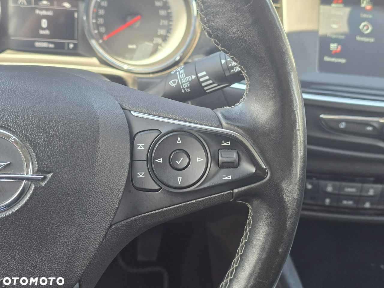 Opel Insignia - 6