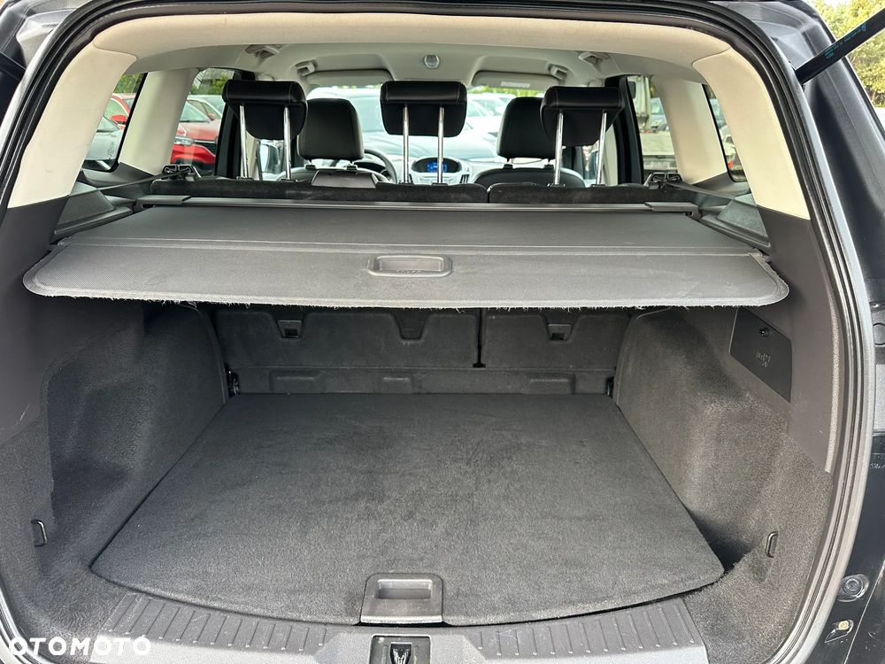 Ford Kuga - 20