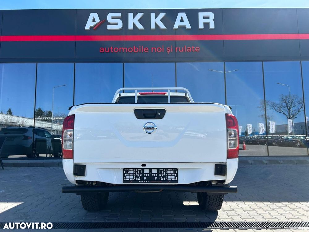 Nissan Navara Double Cab Visia - 7