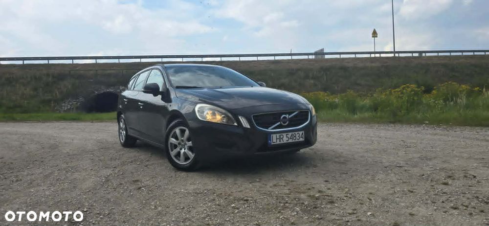 Volvo V60 D2 Geartronic Powershift Momentum - 1