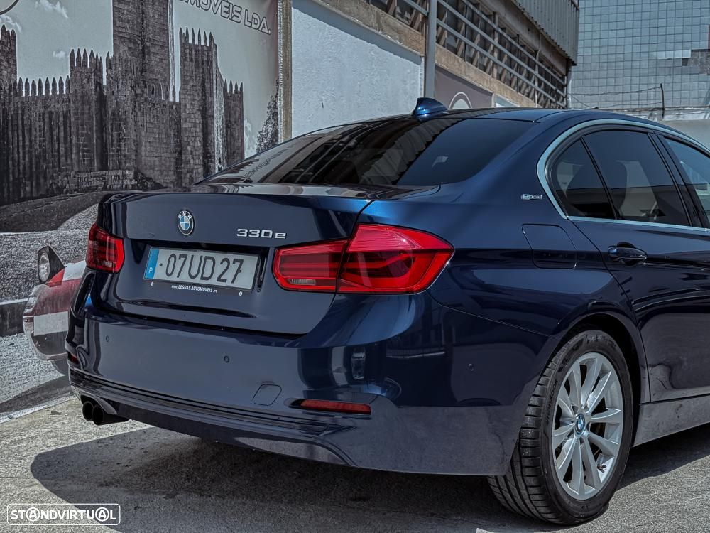 BMW 330 e iPerformance Line Sport - 7