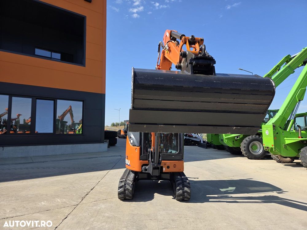 Hitachi ZX26U-6, 2024, 939 ore, Masa operationala 2,74tone, CUPLA RAPIDA mecanica+cupa ingusta+cupa lata+cupa taluz neinclinabila, LAMA NIVELARE, inst picon pe brate, fara aer conditionat, latime 1,2m, ridica 1,6 tone, JAPONIA, leasing-PROMOTIE 31.900Eur+Tva - 6