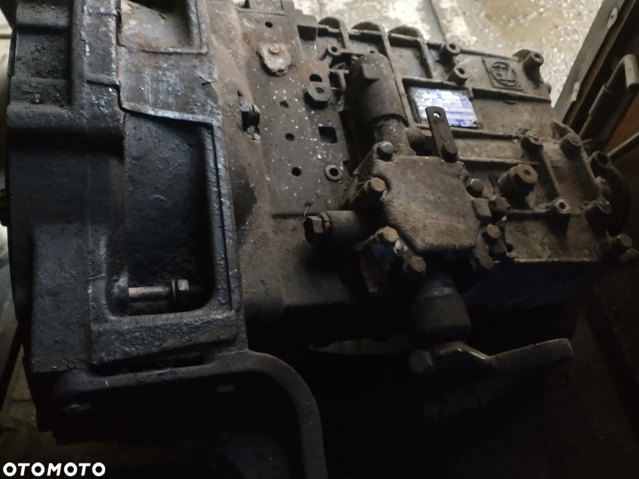 Most dyfer napędowy skrzynia biegów MAN L2000 LC LE 180 10.174 10.163 Wał Legnica ZF S-6 36 - 11