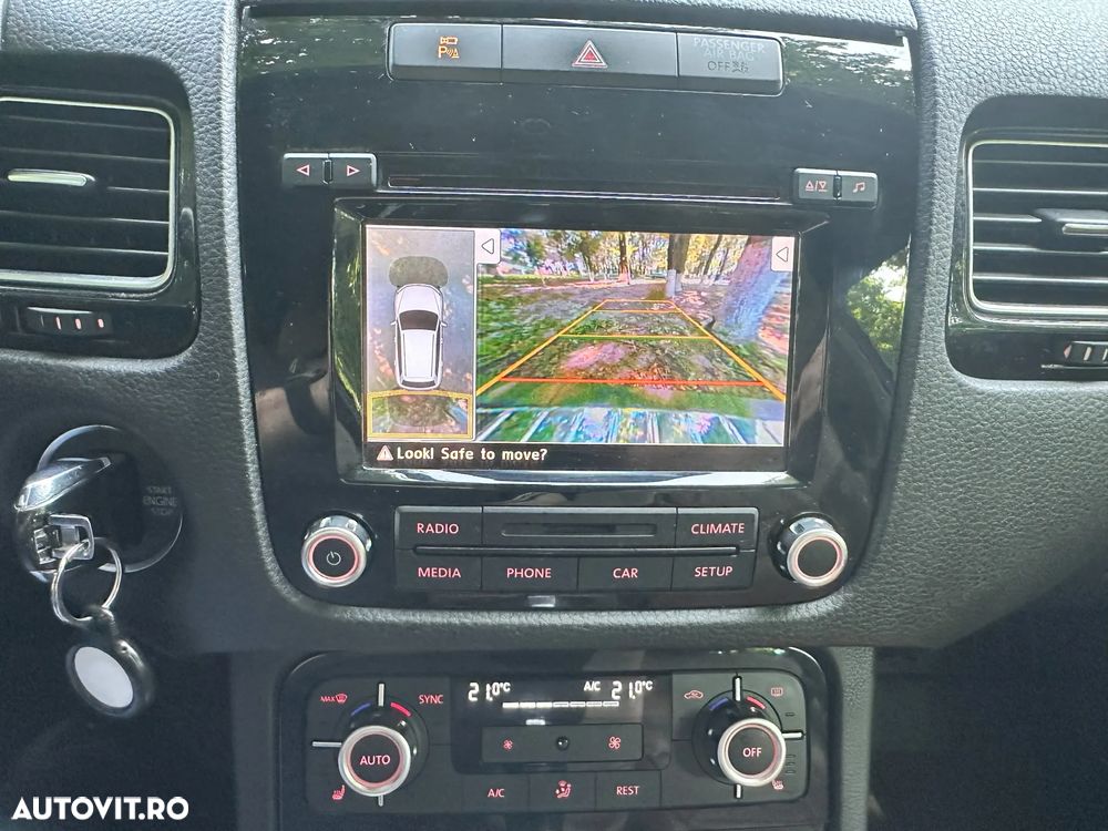 Volkswagen Touareg 3.0 V6 TDI BMT - 11