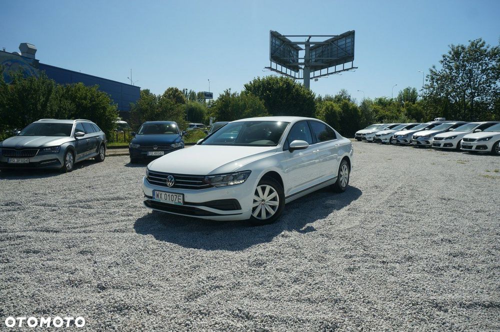 Volkswagen Passat 2.0 TDI EVO Essence DSG - 3