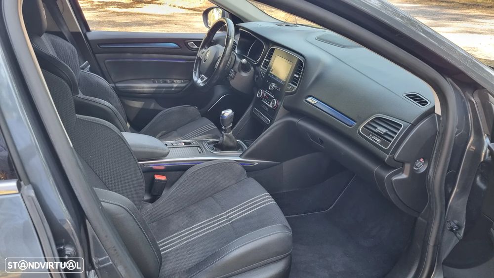Renault Mégane 1.5 Blue dCi GT Line - 9