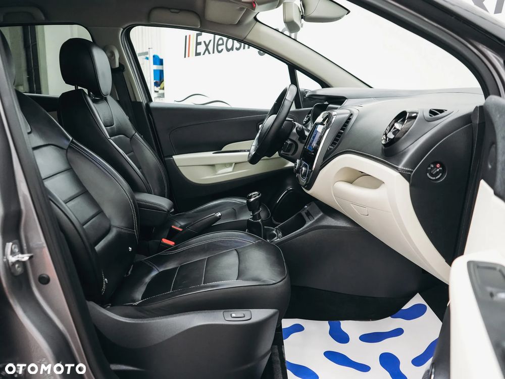 Renault Captur - 35