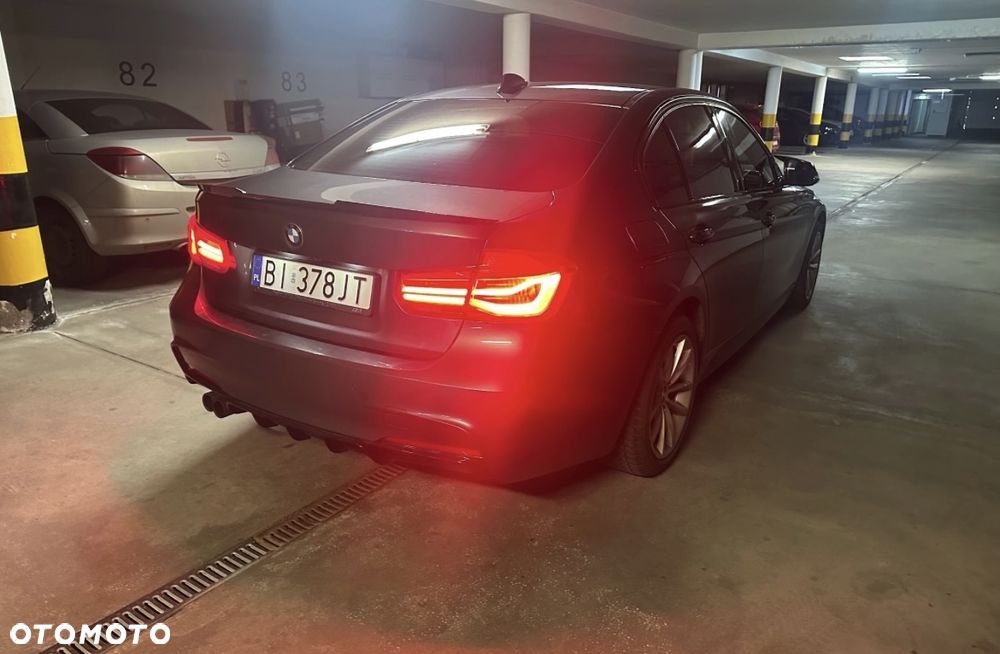 BMW Seria 3 320d - 3