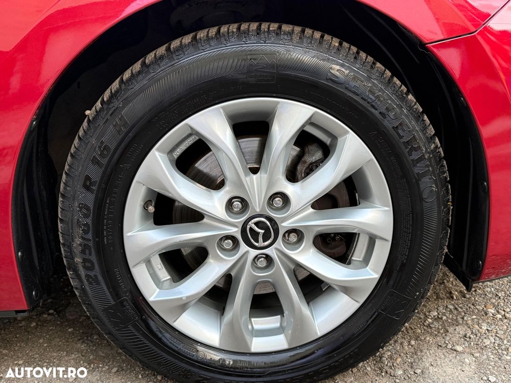 Mazda 3 SKYACTIV-G 120 NAKAMA - 34