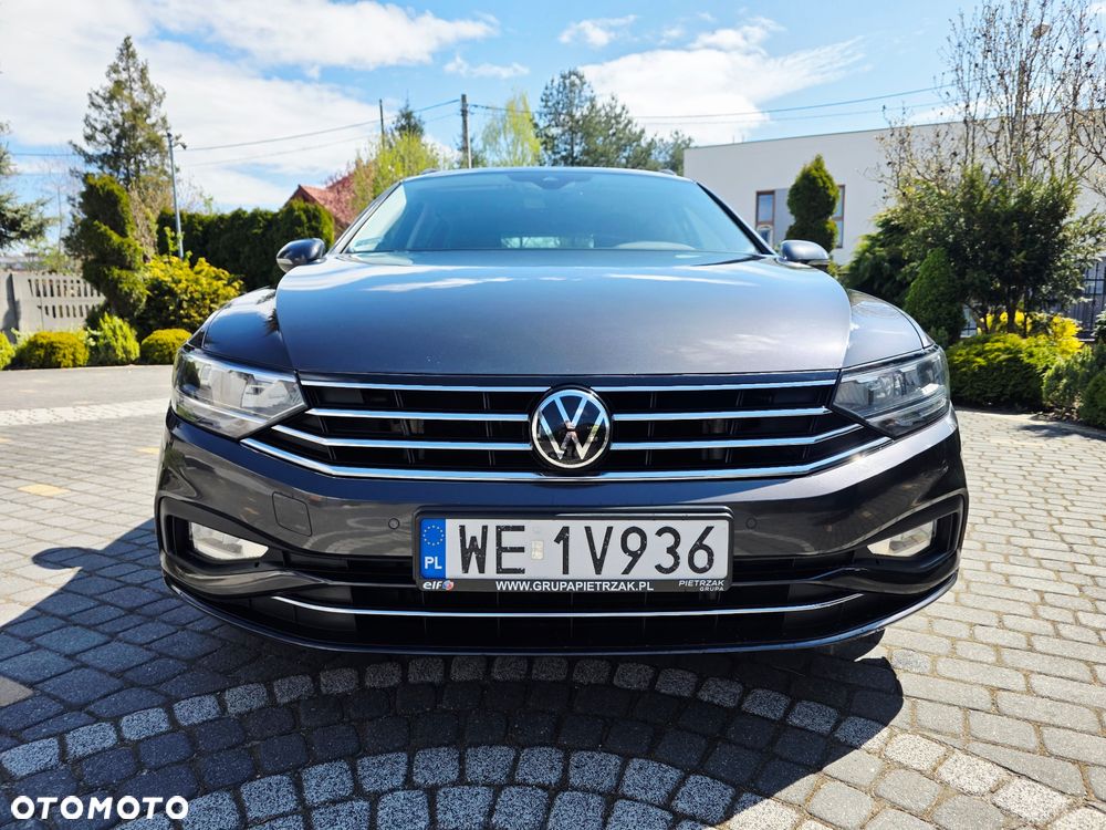 Volkswagen Passat Variant 2.0 TDI EVO Elegance DSG - 3