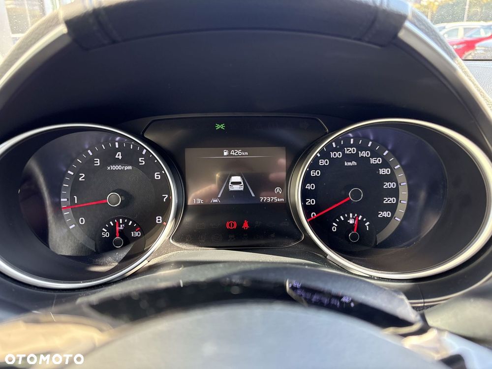 Kia Ceed - 14