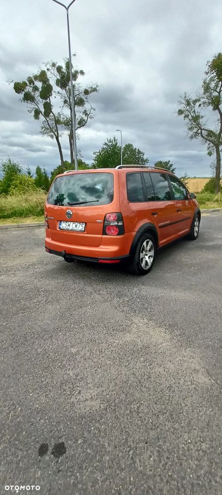 Volkswagen Touran 1.9 TDI DPF Cross - 3