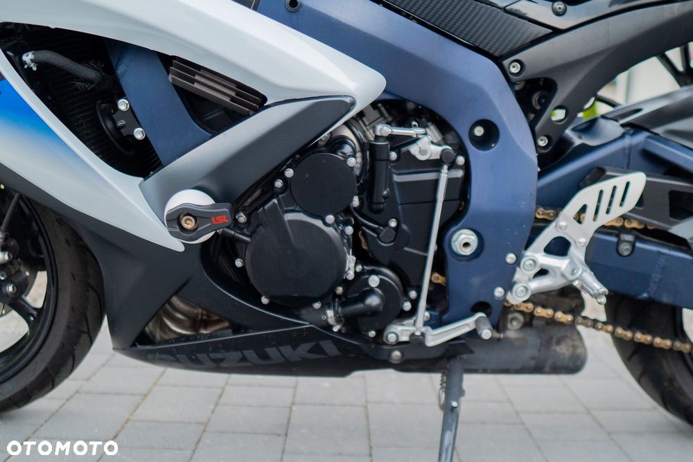Suzuki GSX-R - 28