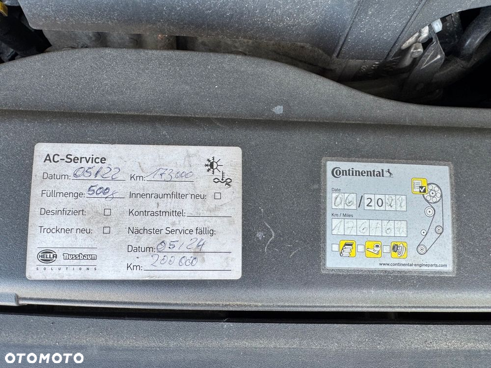 Volkswagen Golf VII 2.0 TDI BMT GTD DSG - 38
