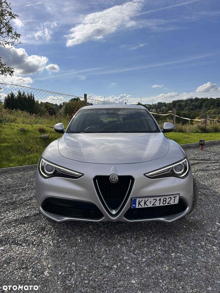Alfa Romeo Stelvio 2.2 JTDM - 6