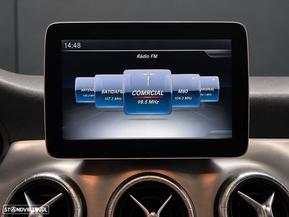 Mercedes-Benz CLA 180 - 17