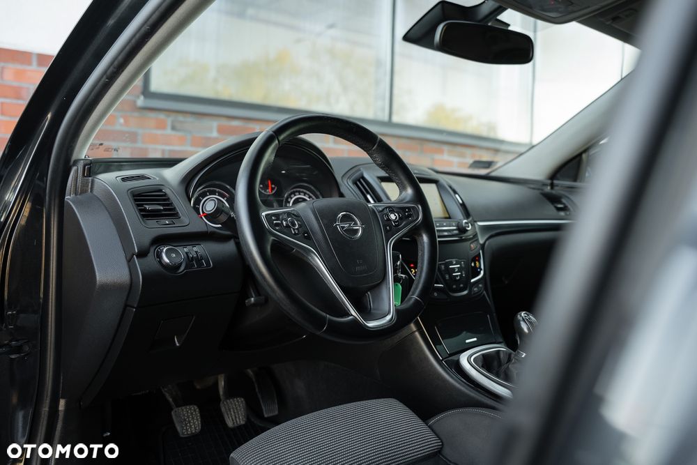 Opel Insignia 2.0 CDTI - 24