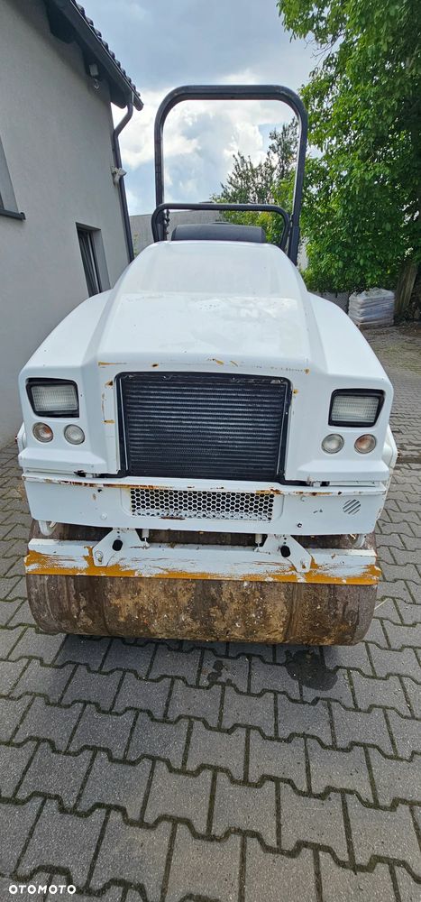 Caterpillar CAT CB 24 B cat CB24B walec drogowy - 15