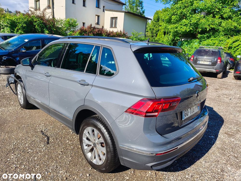 Volkswagen Tiguan 2.0 TDI SCR DSG ACTIVE - 3