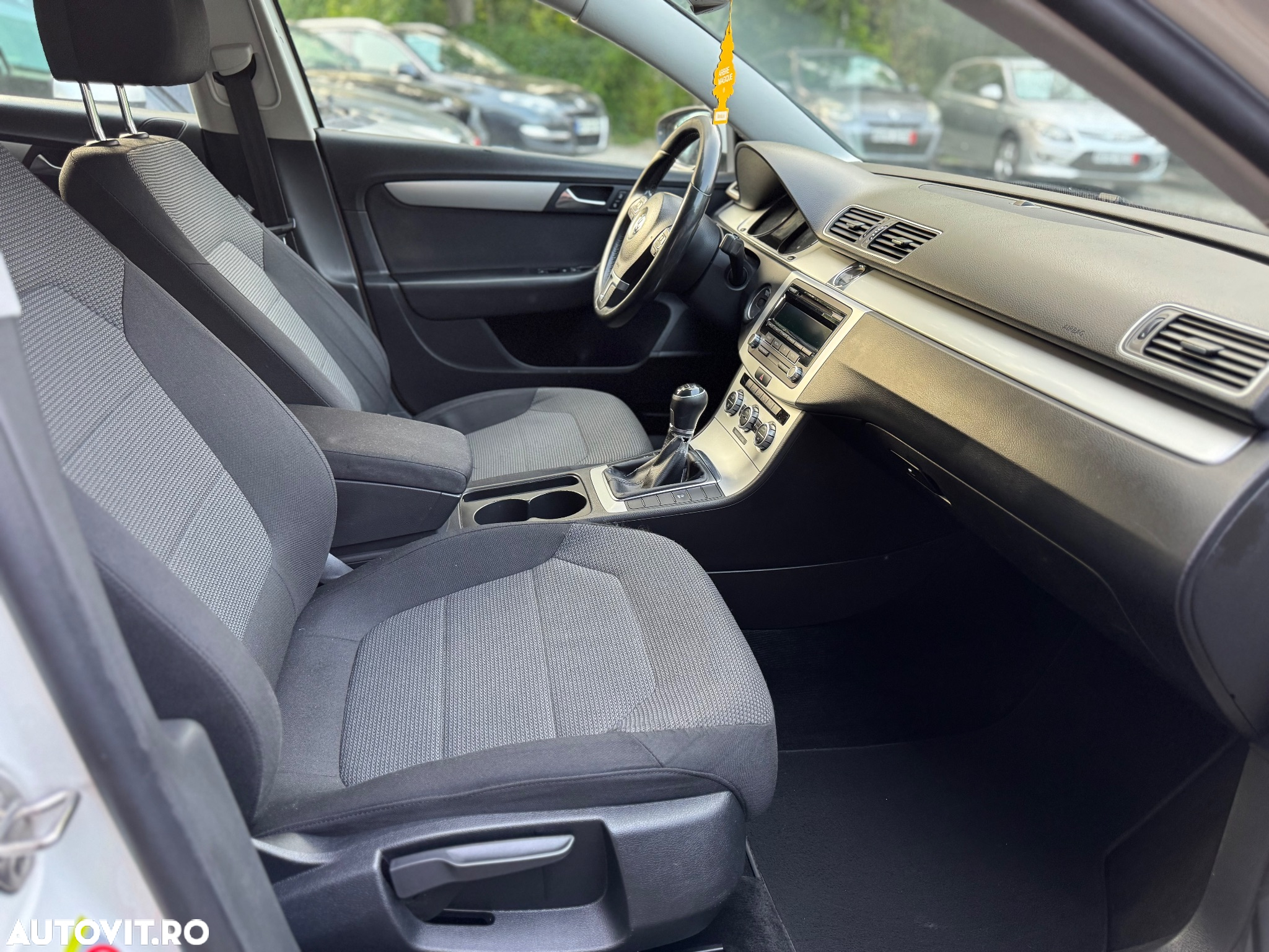 Volkswagen Passat Variant 1.6 TDI Comfortline - 5