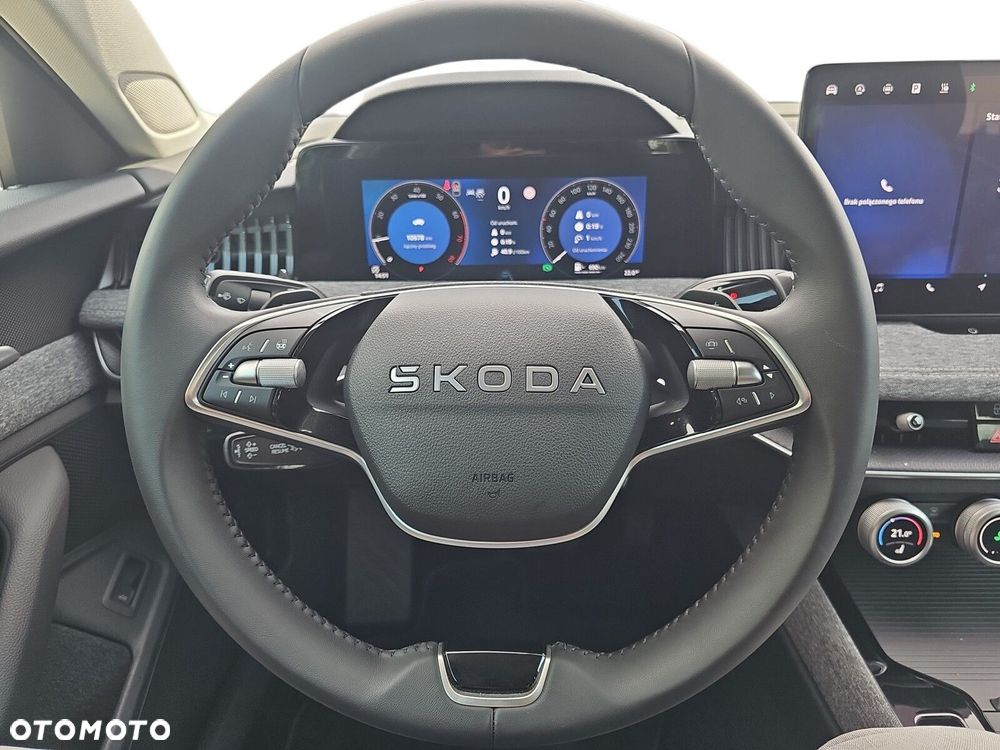 Skoda Superb 2.0 TSI Selection DSG - 21