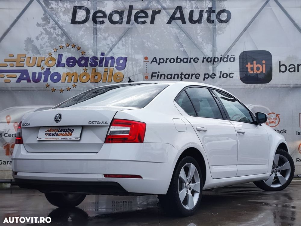 Skoda Octavia 2.0 TDI Ambition - 11