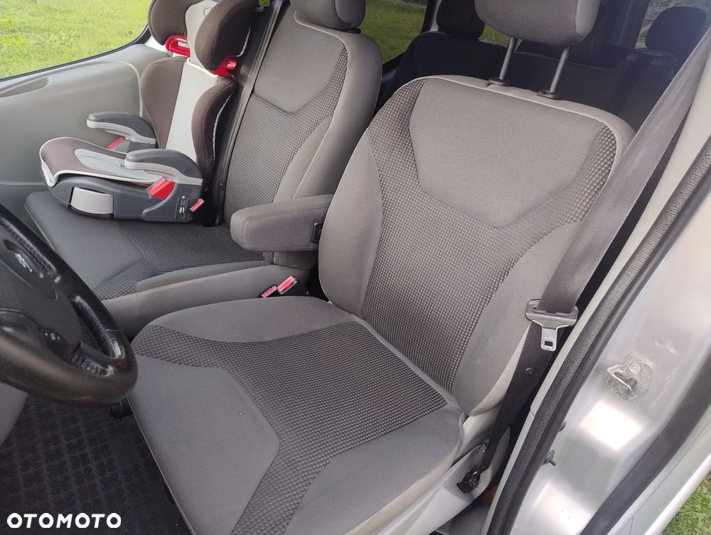 Opel Vivaro L2H1 2.9t Edition - 9
