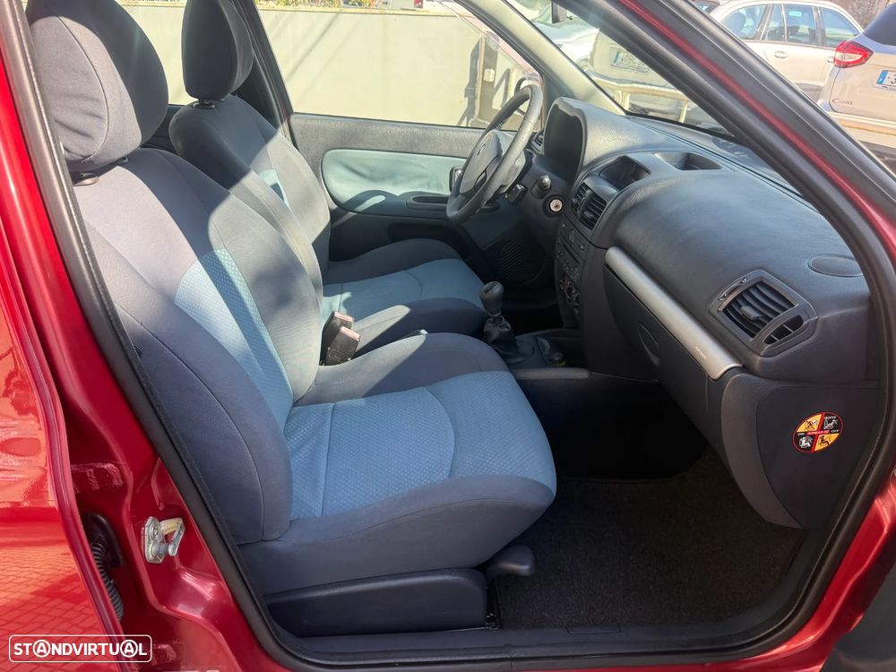 Renault Clio 1.2 16V Billabong - 15