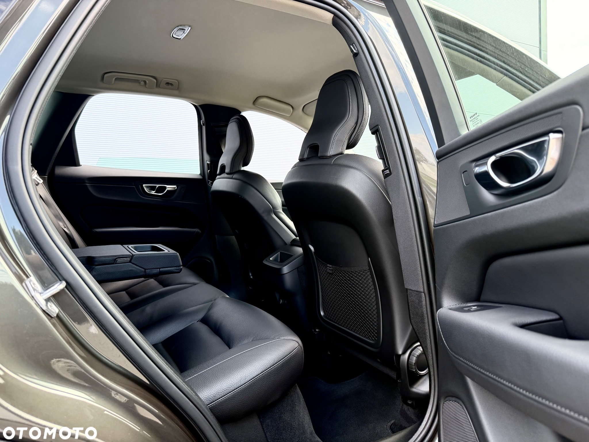 Volvo XC 60 D4 Geartronic Inscription - 34