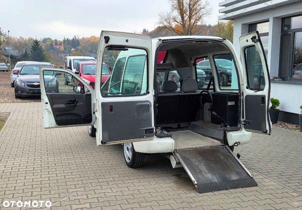 Volkswagen Caddy - 7