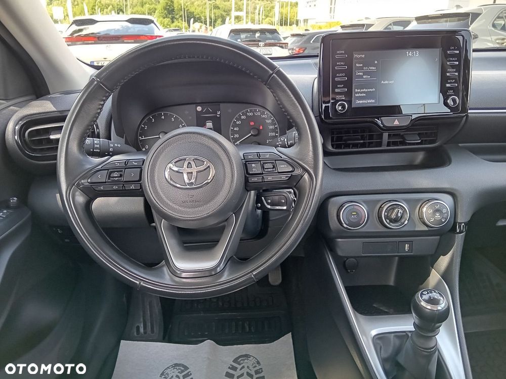 Toyota Yaris - 11