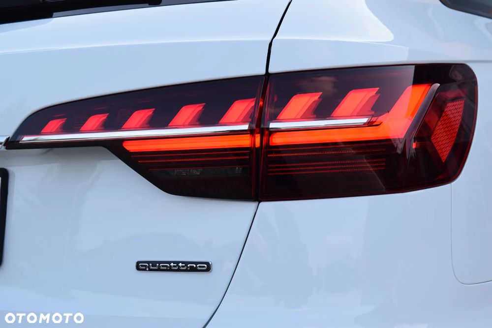 Audi A4 Avant 40 TDI quattro S tronic S line - 40