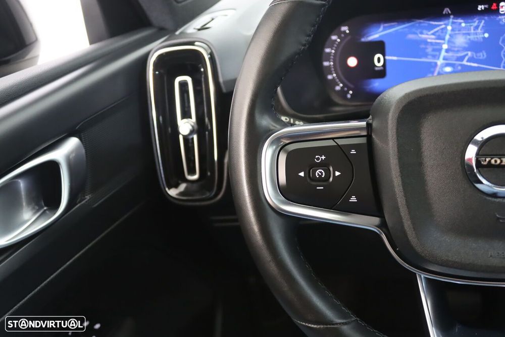 Volvo C40 Recharge 82 kWh Single M. Extended Range RWD Core - 11