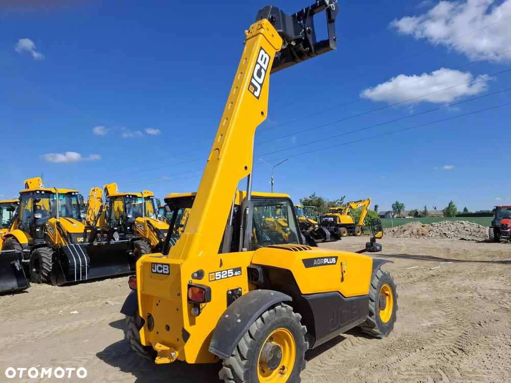 JCB 525-60 Agri Plus - 4